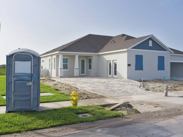 Best Portable restroom trailer rental  in Brownstown, IN